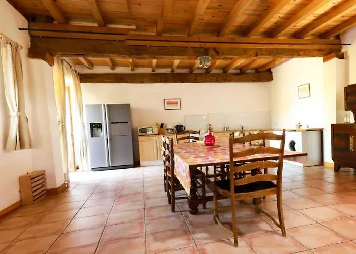 بيت للعطل Le Hibou @ Le Prielle *