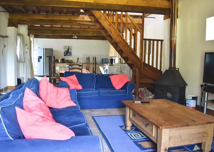 Le Hibou @ Le Prielle بيت للعطل *